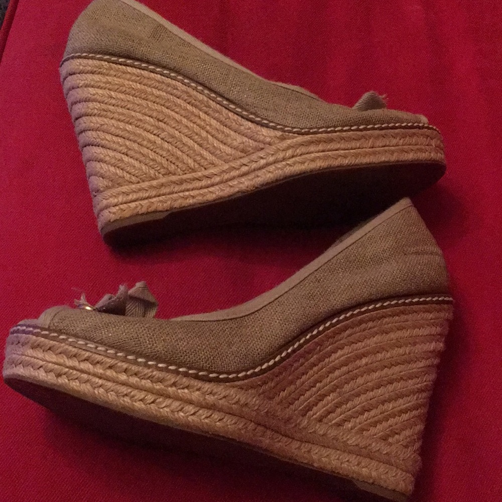 Tory Burch - Picture 3 of 3